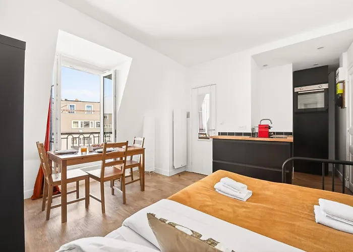 Cozy & Practical Near Eiffel Tower 15 Paris