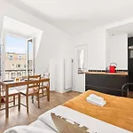 Cozy & Practical Near Eiffel Tower 15 Paris